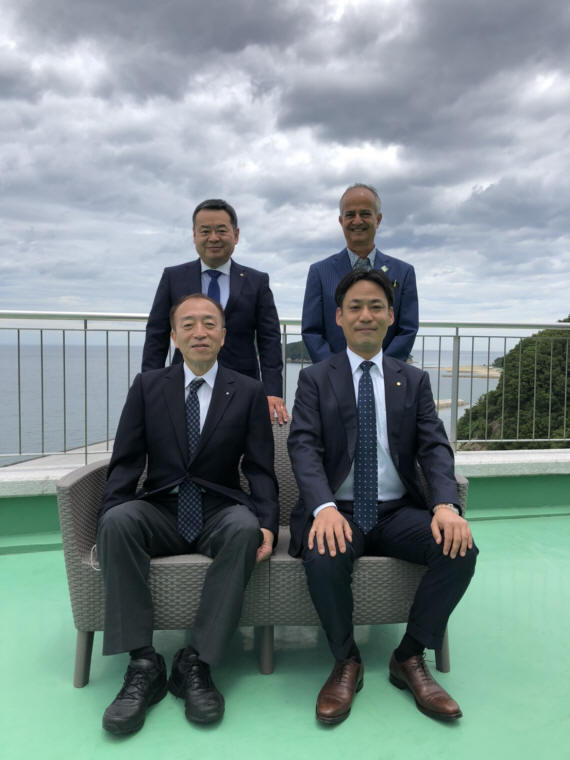 クラブアッセンブリー01